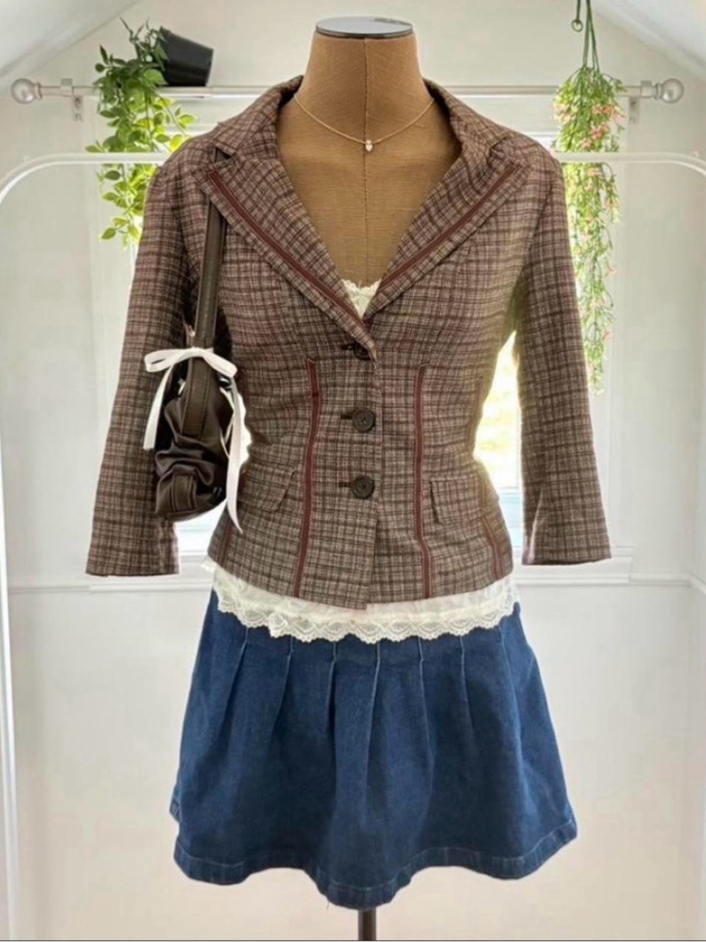 Vintage le chateau Brown Plaid Tailored Blazer with Contrast Piping
